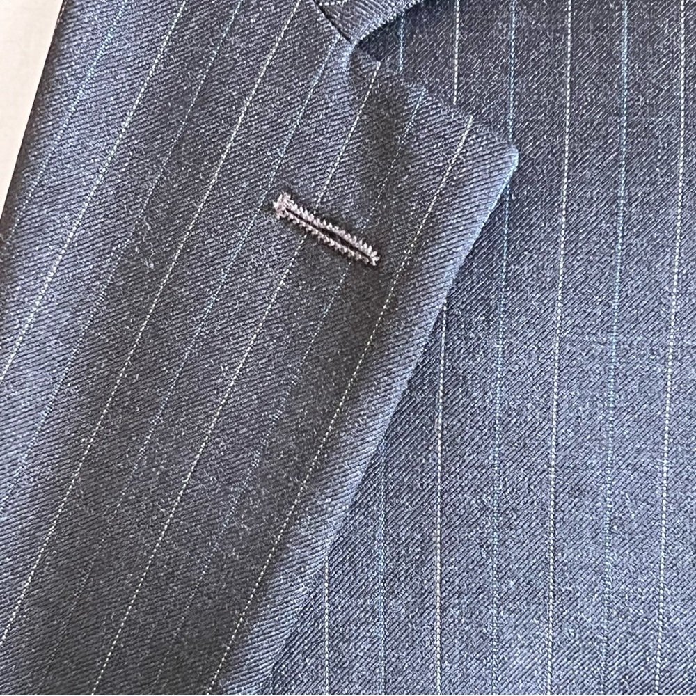 Ralph Lauren Dark Gray Blue and White Pinstripe Wool Suit Size 42R - Picture 5 of 15
